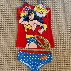 Wonder Woman Tank and Bottom set. Never been worn